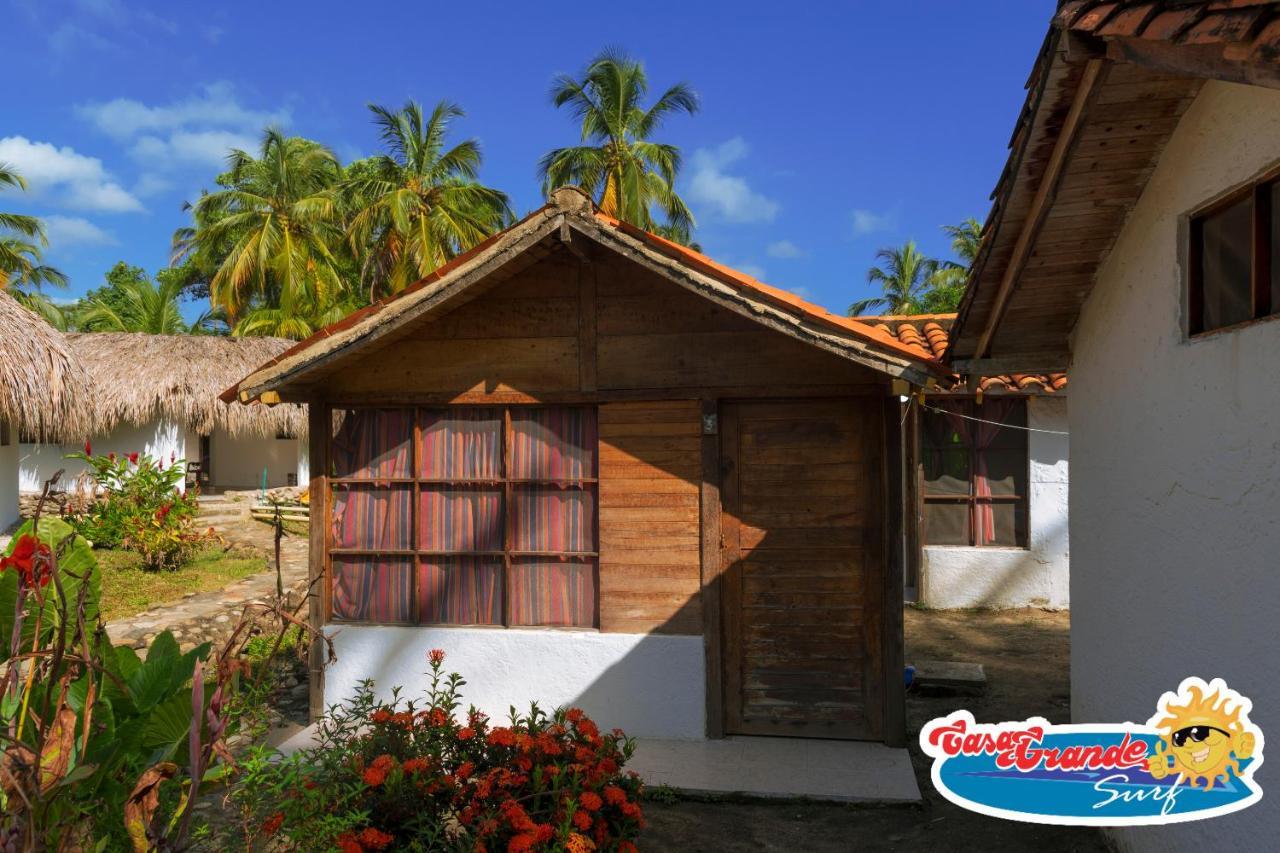 CasaGrande Surf Hotell Guachaca Exteriör bild