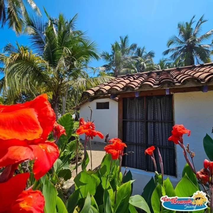 CasaGrande Surf Hotell Guachaca Exteriör bild