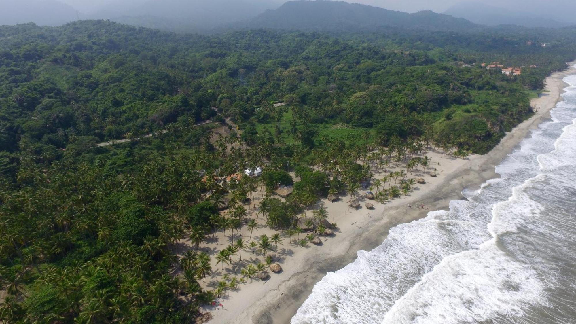 CasaGrande Surf Hotell Guachaca Exteriör bild