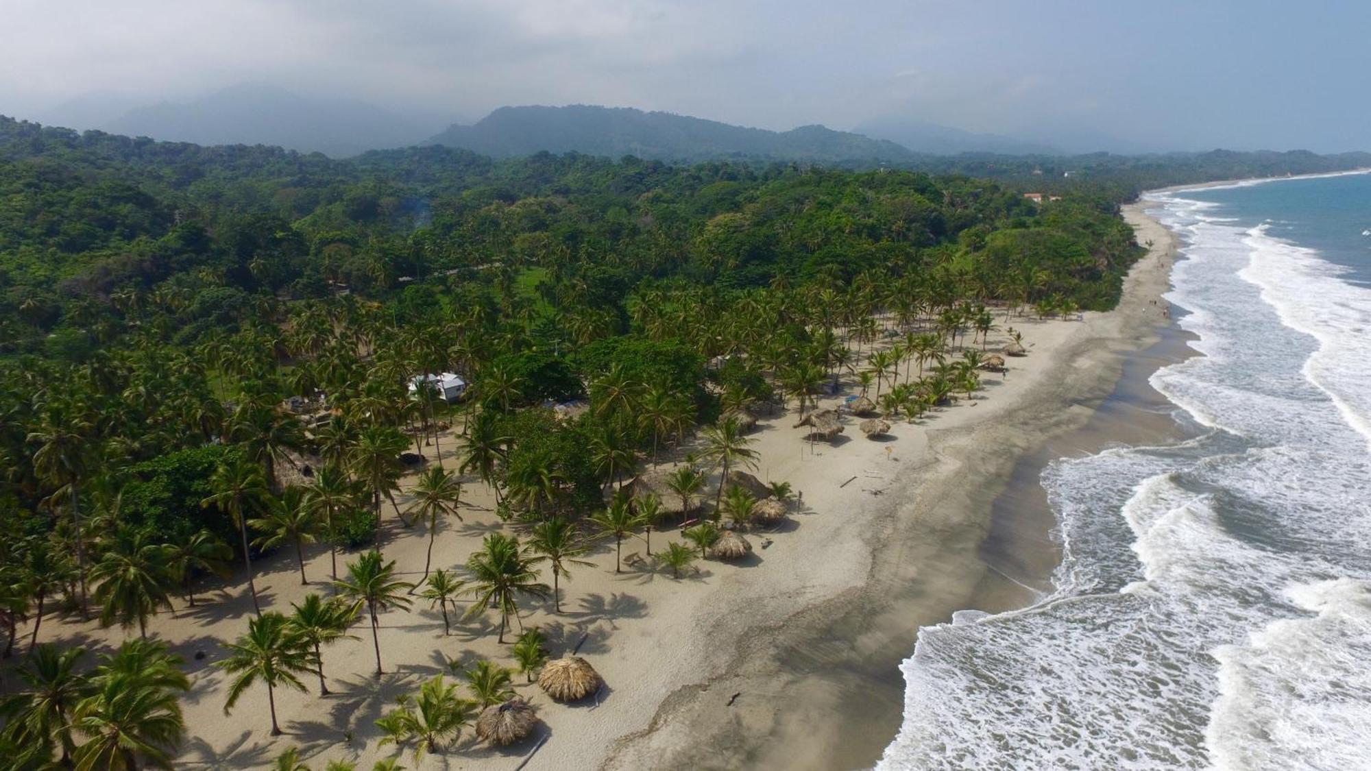 CasaGrande Surf Hotell Guachaca Exteriör bild